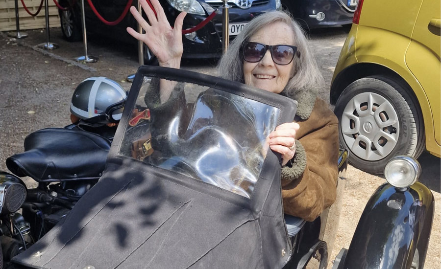 Joyces Magic Moment - A Vintage Sidecar Ride At Rosebank Care Home